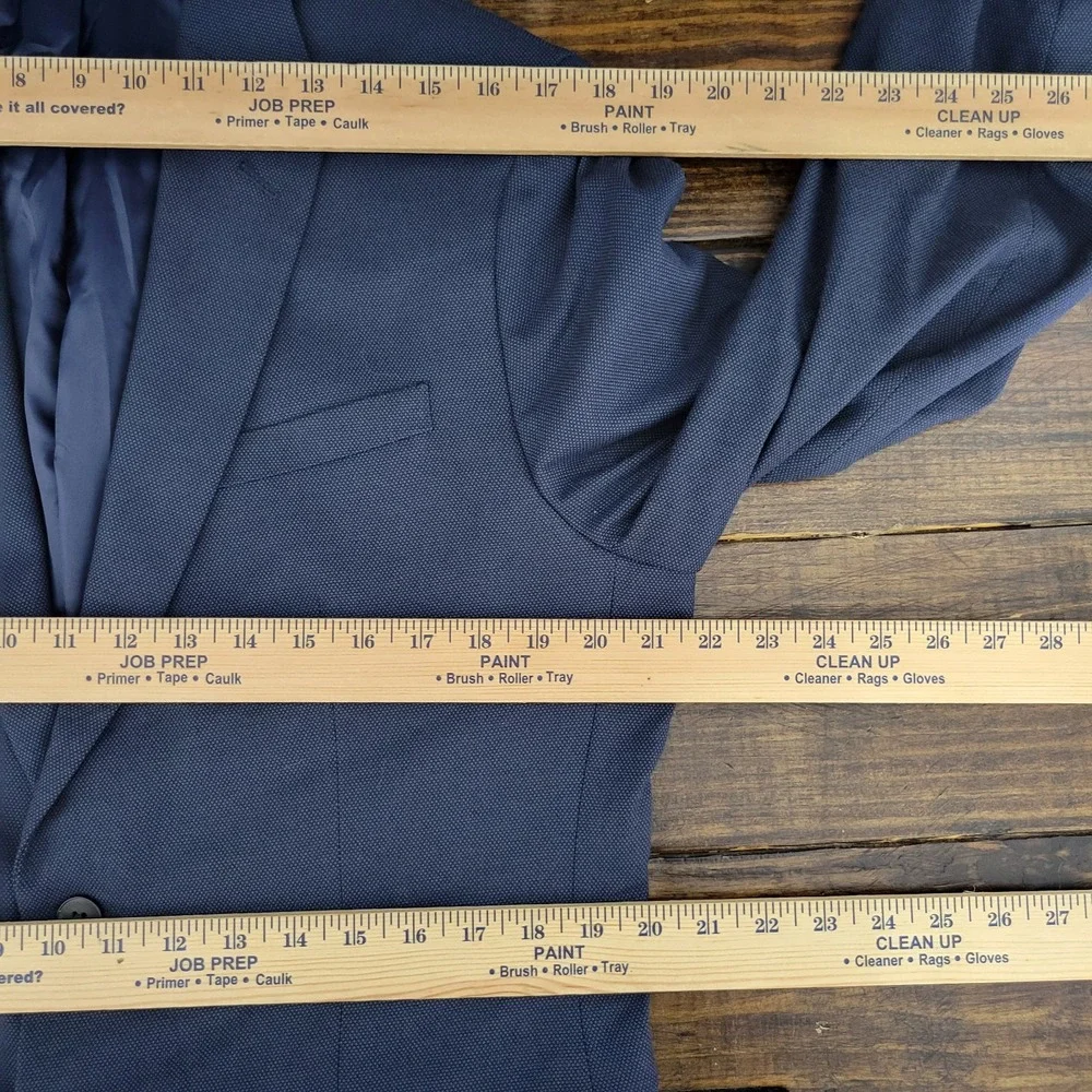 Banana Republic Men's Sport Coat Blazer Two Button Navy Birds Eye Poly Blend 42L